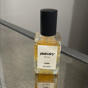 LUSH vanillary perfume